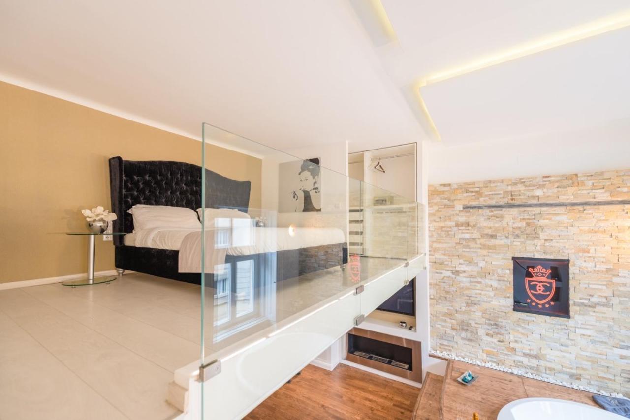 Ferienwohnung Enzo Capo Jacuzzi Andrassy Budapest Exterior foto