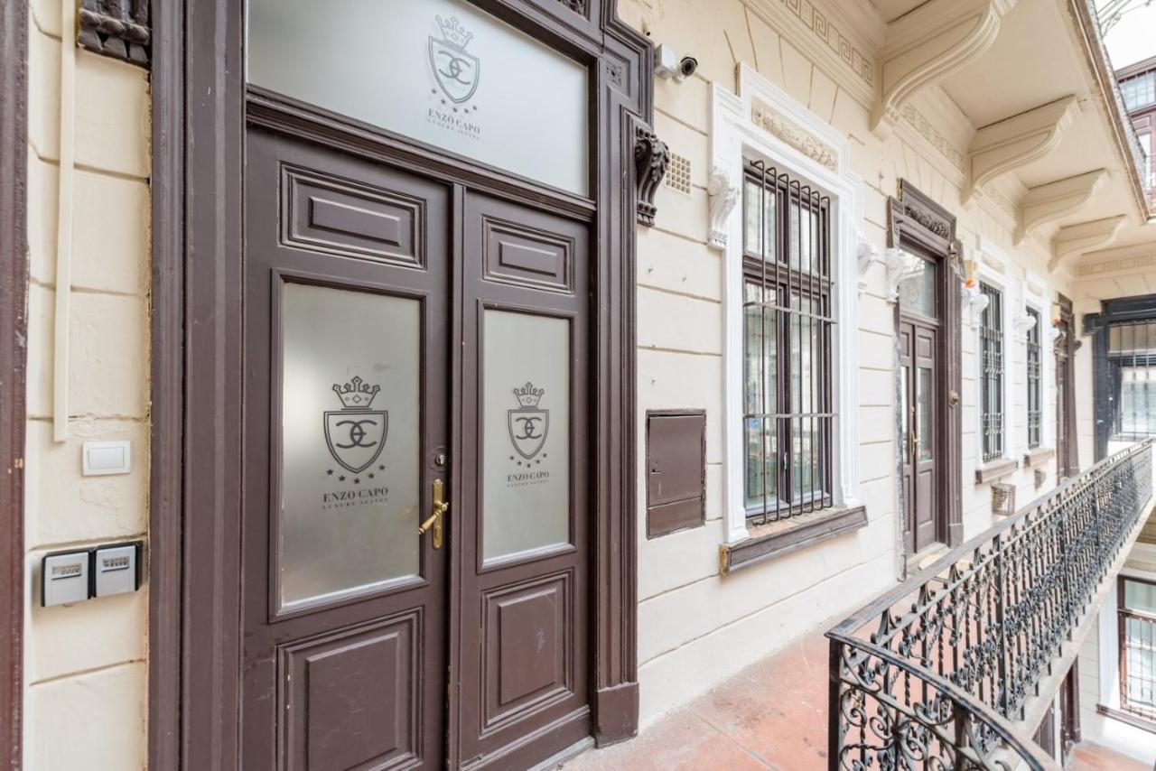 Ferienwohnung Enzo Capo Jacuzzi Andrassy Budapest Exterior foto