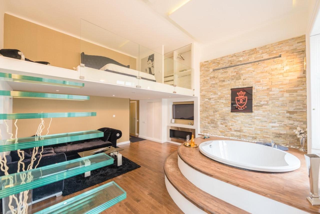 Ferienwohnung Enzo Capo Jacuzzi Andrassy Budapest Exterior foto