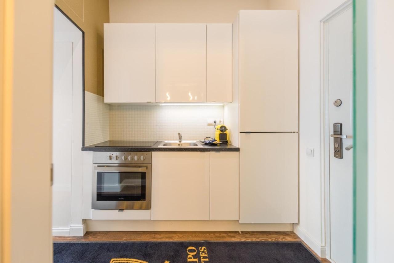 Ferienwohnung Enzo Capo Jacuzzi Andrassy Budapest Exterior foto