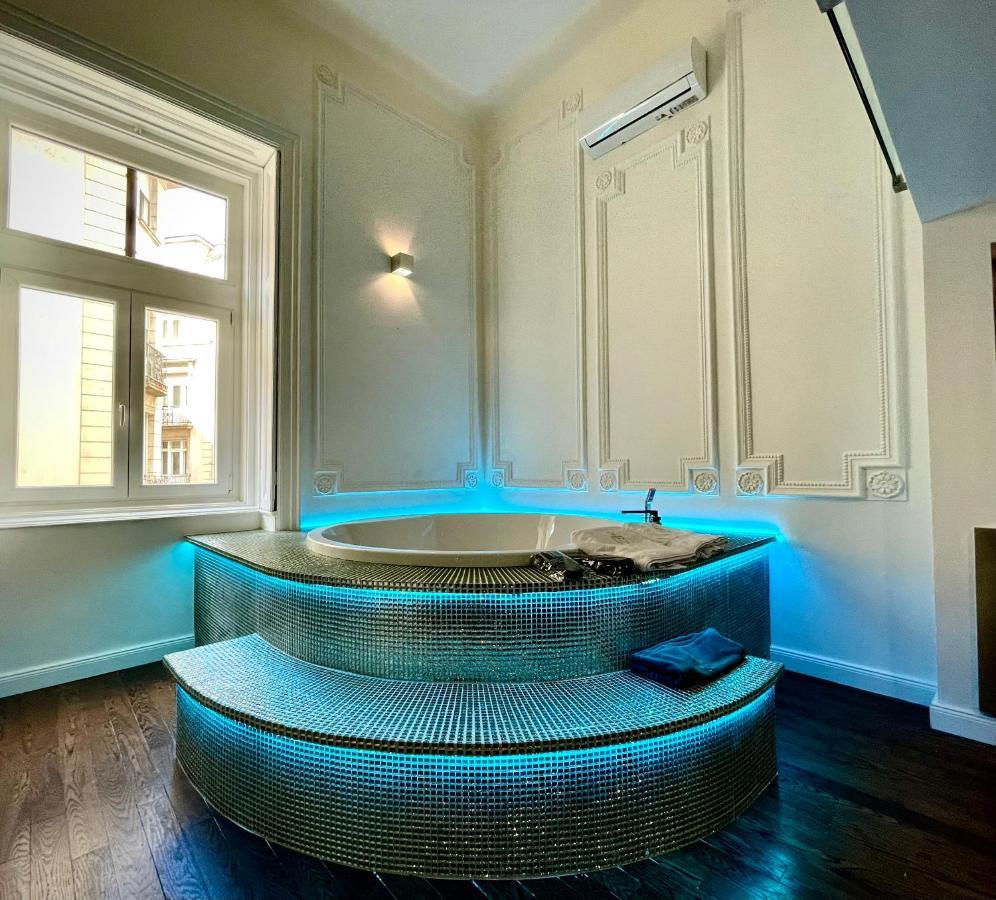 Ferienwohnung Enzo Capo Jacuzzi Andrassy Budapest Exterior foto