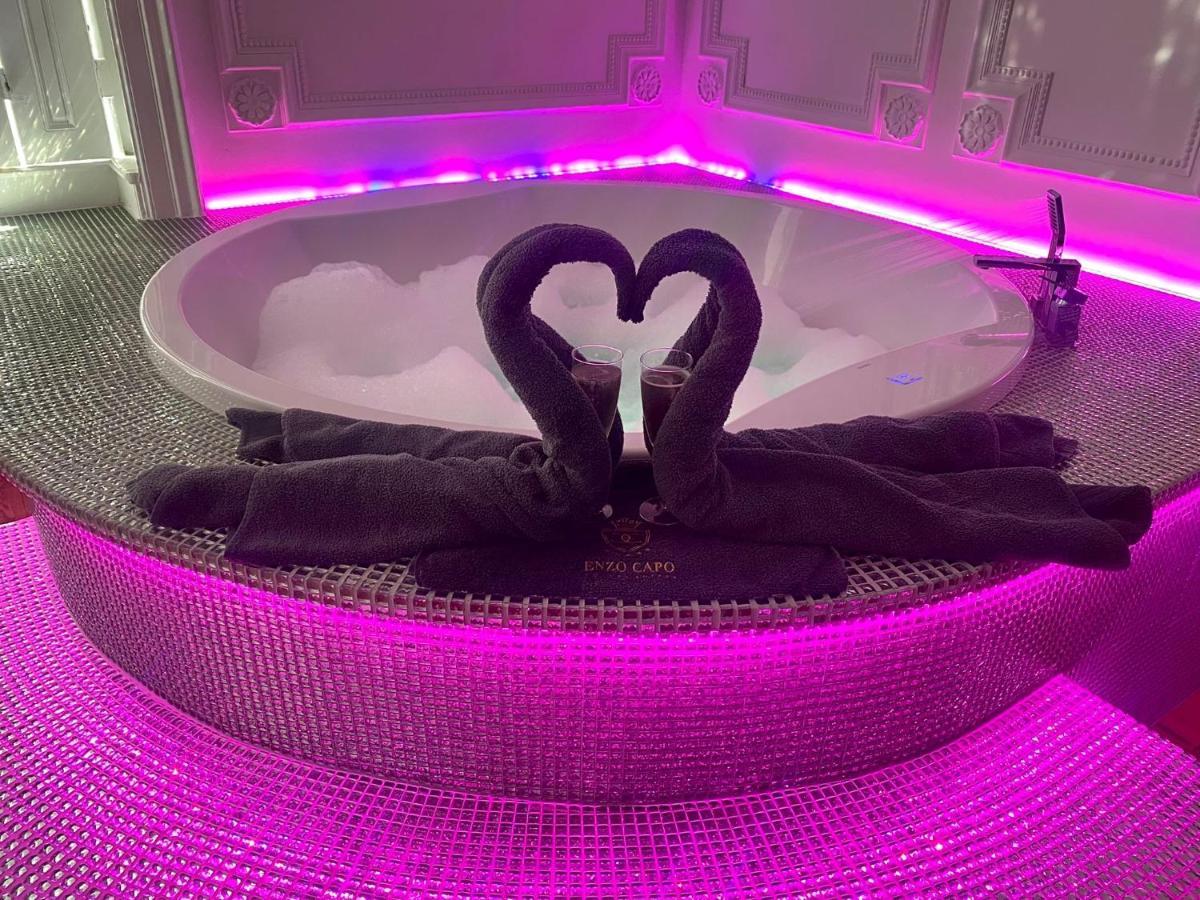 Ferienwohnung Enzo Capo Jacuzzi Andrassy Budapest Exterior foto